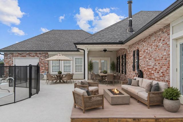 4143 Bayou Estates Drive, Bourg, LA 70343