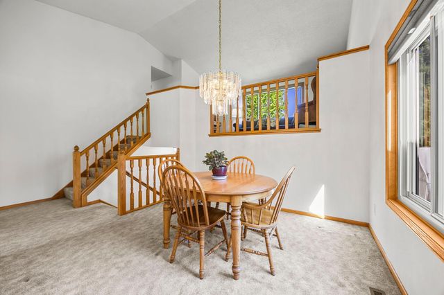16105 Inglewood Drive, Lakeville, MN 55044