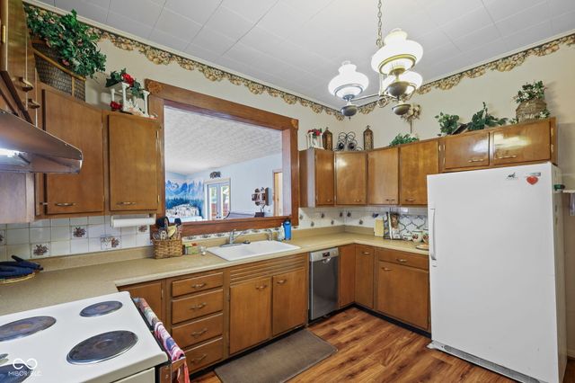 704 E Main Street, Greensburg, IN 47240