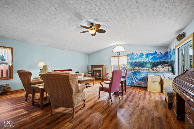 704 E Main Street, Greensburg, IN 47240