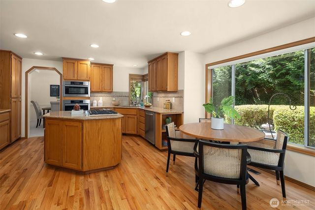 3031 235th Avenue SE, Sammamish, WA 98075