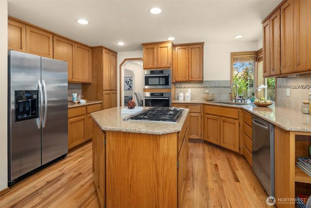 3031 235th Avenue SE, Sammamish, WA 98075