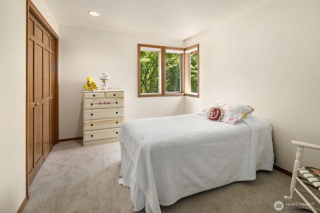 3031 235th Avenue SE, Sammamish, WA 98075