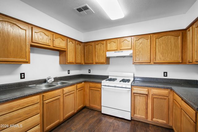 54 N VISTA Avenue, Casa Grande, AZ 85122