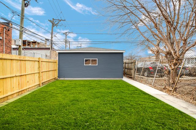 7844 S Emerald Avenue S, Chicago, IL 60620