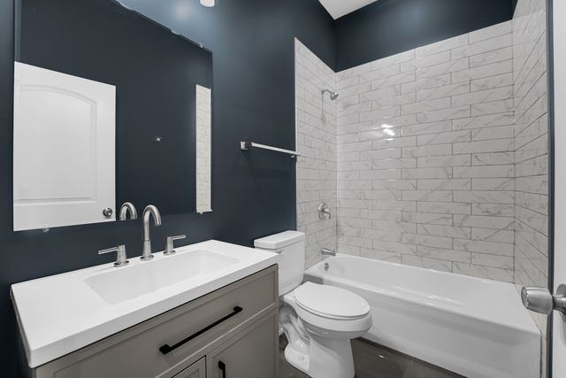 7844 S Emerald Avenue S, Chicago, IL 60620