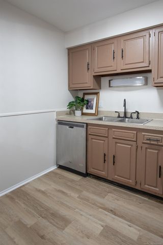 4925 E 10 Mile Road, Warren, MI 48091