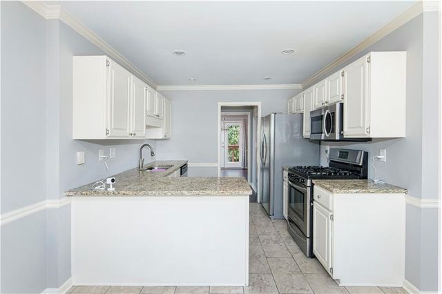 2585 Salem Crossing, Tucker, GA 30084