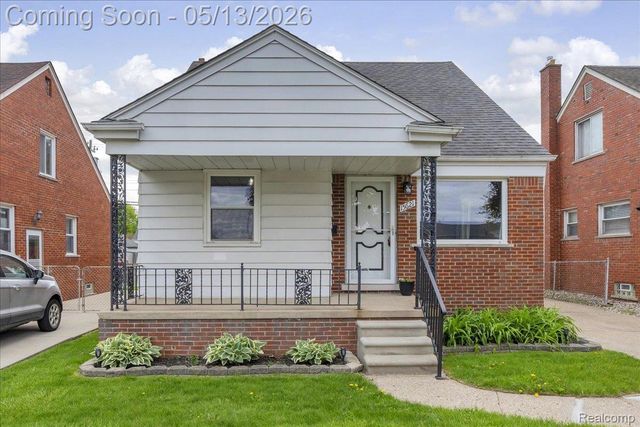 15621 Hanfor Avenue, Allen Park, MI 48101