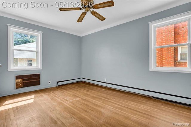 15621 Hanfor Avenue, Allen Park, MI 48101