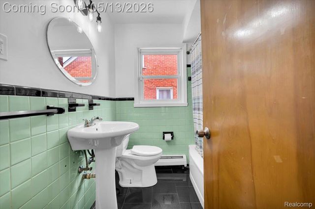 15621 Hanfor Avenue, Allen Park, MI 48101