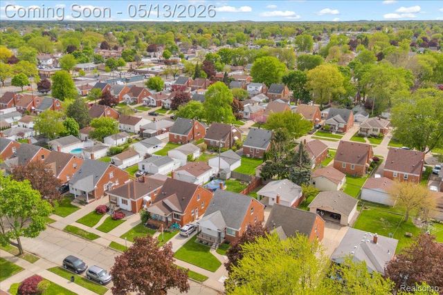 15621 Hanfor Avenue, Allen Park, MI 48101