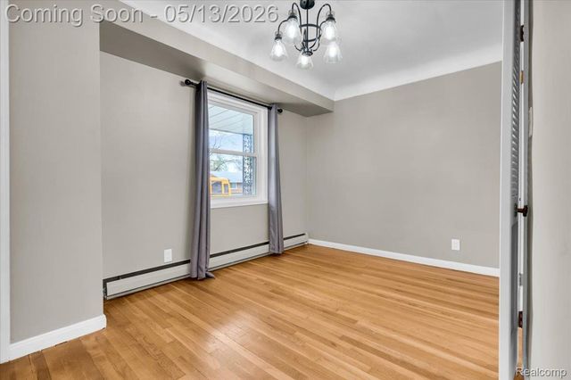 15621 Hanfor Avenue, Allen Park, MI 48101