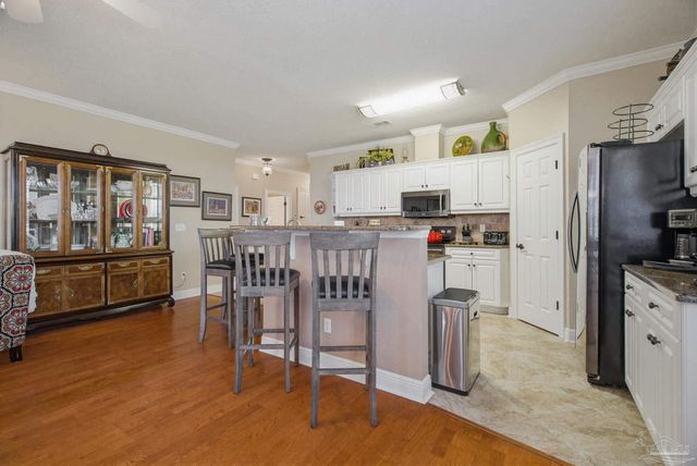 60 Culpepper St, Cantonment, FL 32533