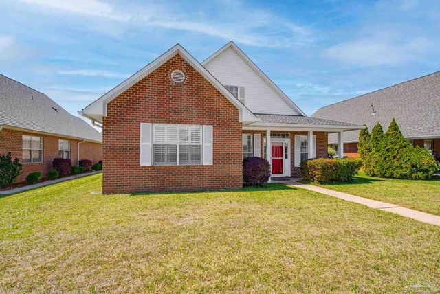 60 Culpepper St, Cantonment, FL 32533