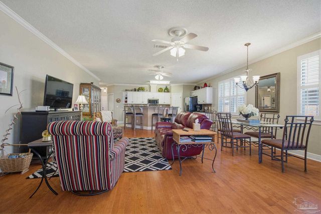 60 Culpepper St, Cantonment, FL 32533