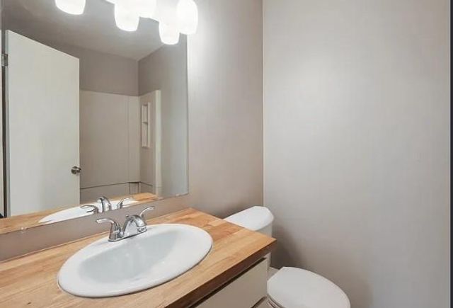 411 PARKHILL CV 411, Round Rock, TX 78664