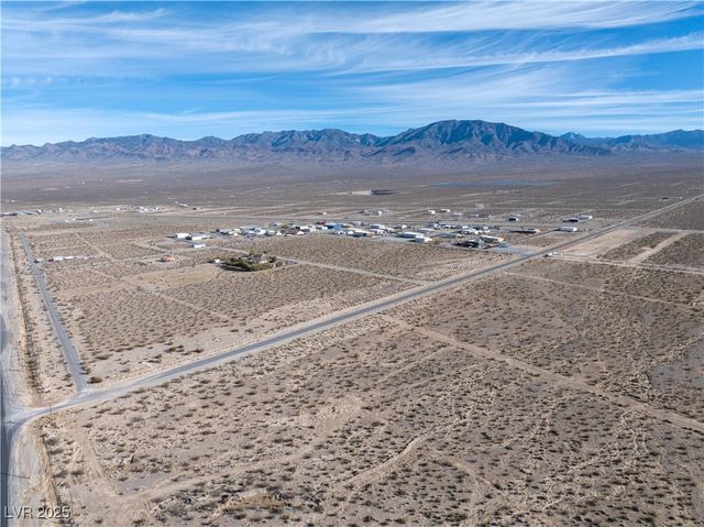 761 East Bell Vista Avenue, Pahrump, NV 89060