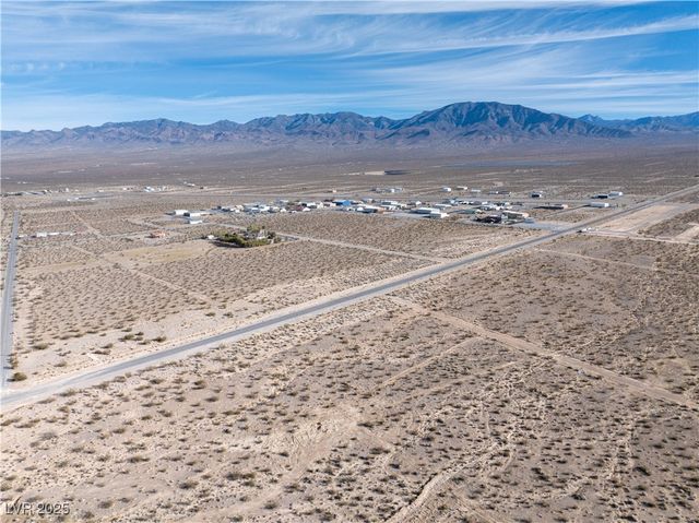 761 East Bell Vista Avenue, Pahrump, NV 89060