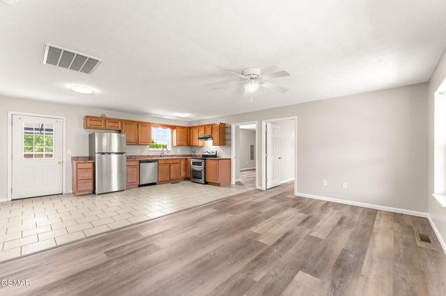 1503 Cloverdale Court, Sevierville, TN 37862