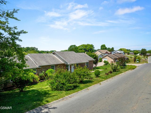 1503 Cloverdale Court, Sevierville, TN 37862