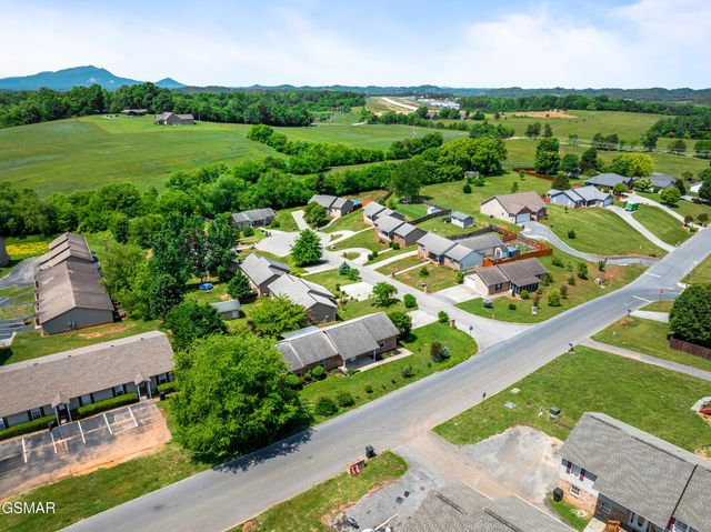 1503 Cloverdale Court, Sevierville, TN 37862