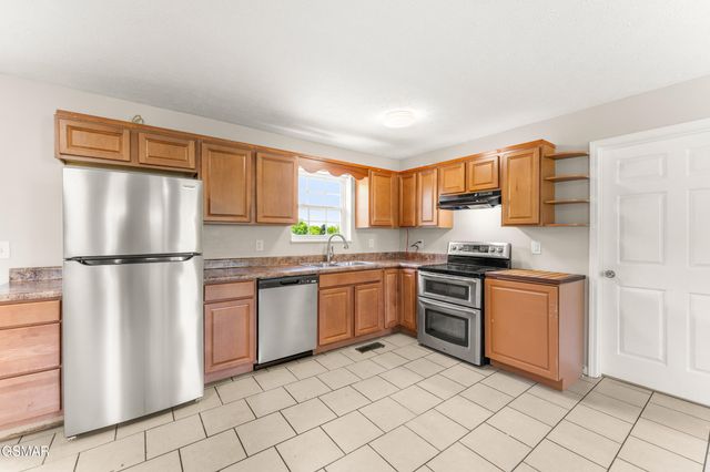 1503 Cloverdale Court, Sevierville, TN 37862