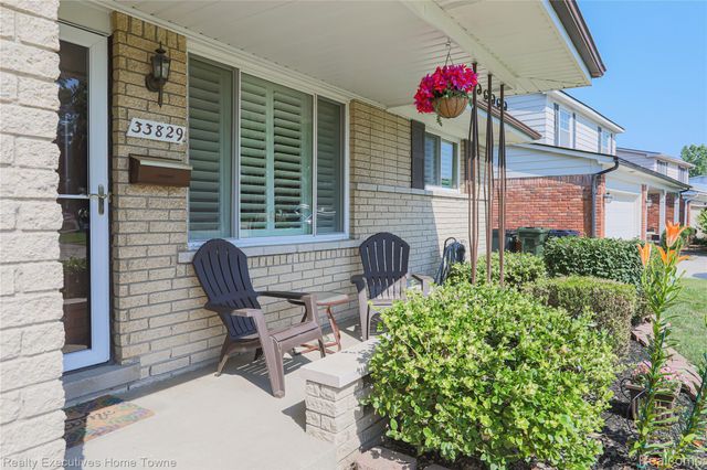 33829 Kennedy Drive, Sterling Heights, MI 48310