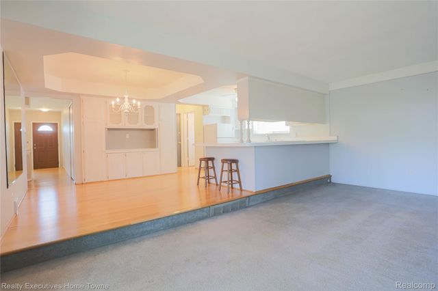 33829 Kennedy Drive, Sterling Heights, MI 48310