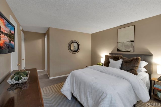 3021 Walbridge Drive, Hamburg, NY 14075