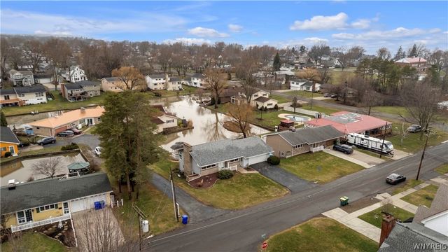 3021 Walbridge Drive, Hamburg, NY 14075