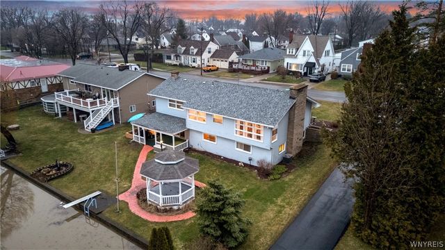 3021 Walbridge Drive, Hamburg, NY 14075