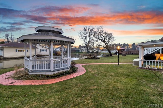 3021 Walbridge Drive, Hamburg, NY 14075