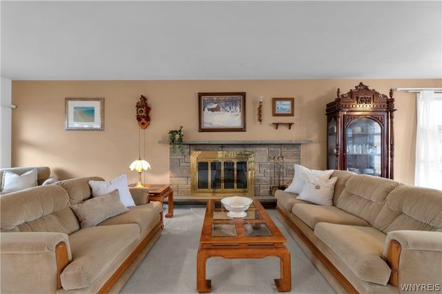 3021 Walbridge Drive, Hamburg, NY 14075