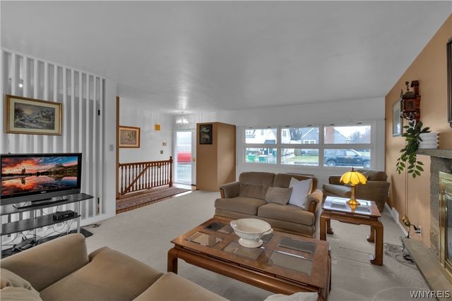 3021 Walbridge Drive, Hamburg, NY 14075