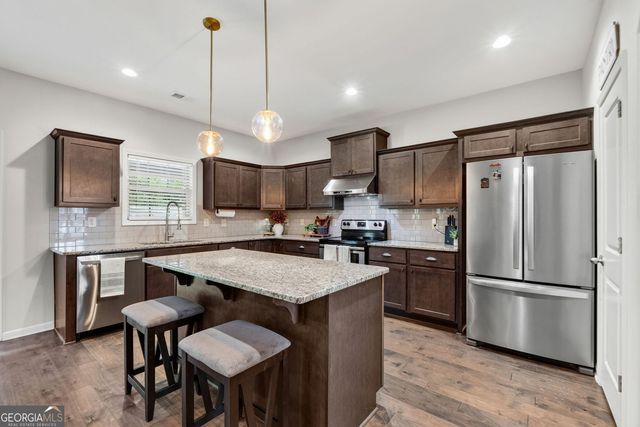217 Cliffhaven Circle, Newnan, GA 30263