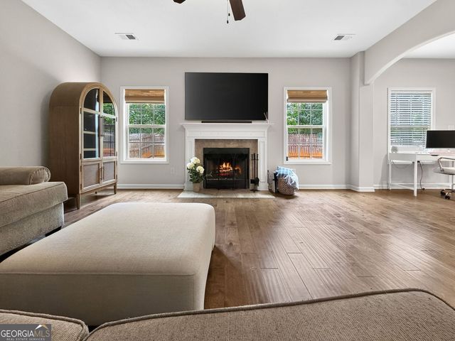 217 Cliffhaven Circle, Newnan, GA 30263