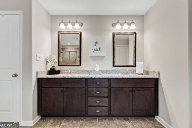 217 Cliffhaven Circle, Newnan, GA 30263