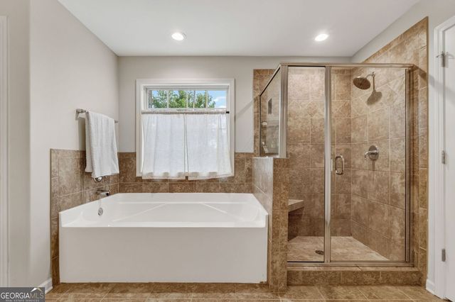 217 Cliffhaven Circle, Newnan, GA 30263