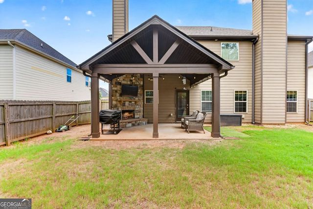 217 Cliffhaven Circle, Newnan, GA 30263