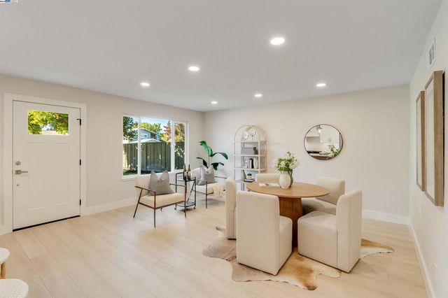 5436 Charlotte Way, Livermore, CA 94550