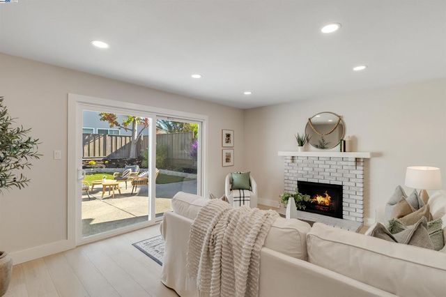 5436 Charlotte Way, Livermore, CA 94550