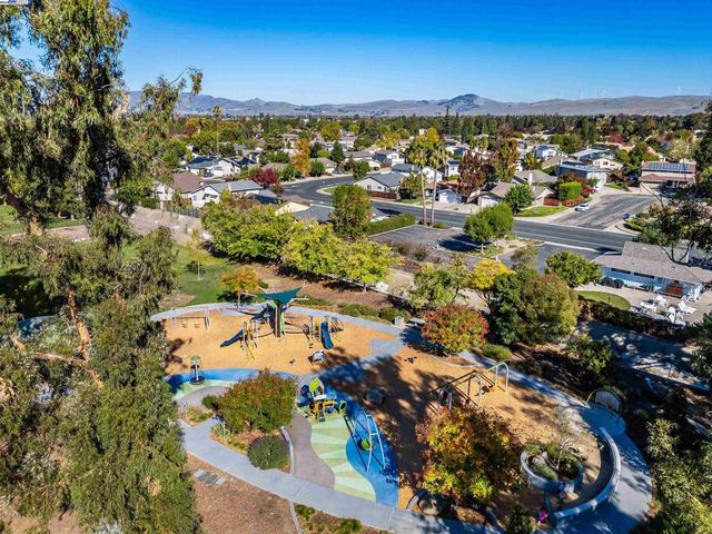 5436 Charlotte Way, Livermore, CA 94550