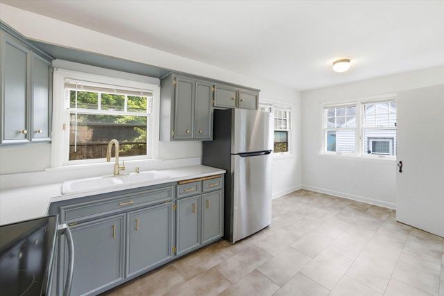 2709 Villard AVENUE, Milwaukee, WI 53209