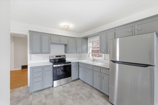 2709 Villard AVENUE, Milwaukee, WI 53209