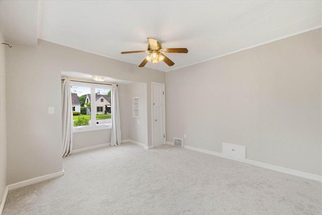 2709 Villard AVENUE, Milwaukee, WI 53209
