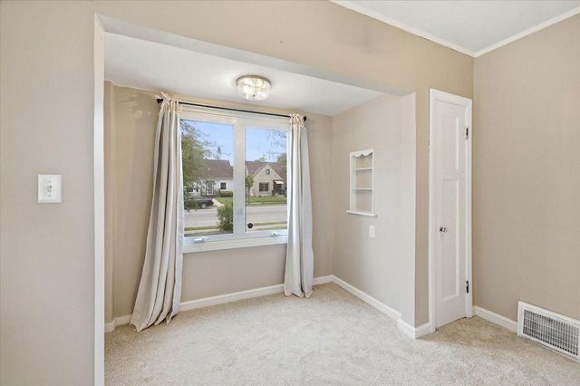2709 Villard AVENUE, Milwaukee, WI 53209