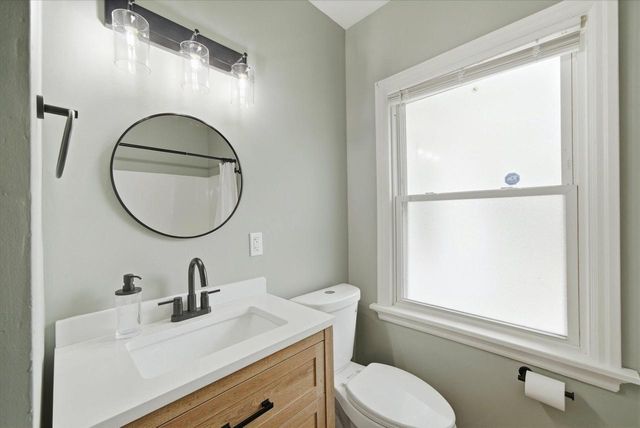 2709 Villard AVENUE, Milwaukee, WI 53209