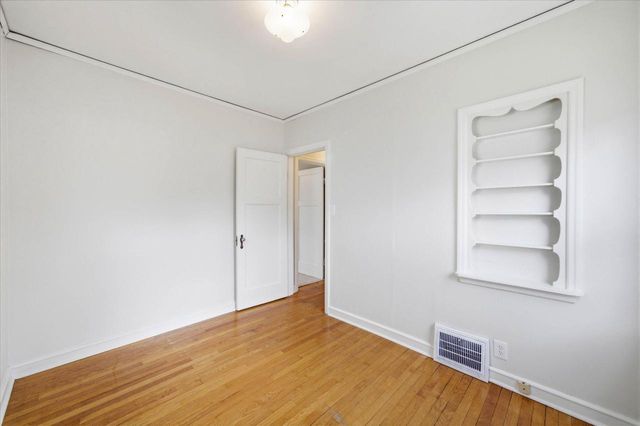2709 Villard AVENUE, Milwaukee, WI 53209