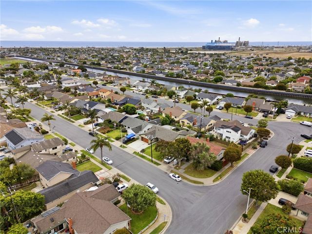 21551 Kanakoa Lane, Huntington Beach, CA 92646
